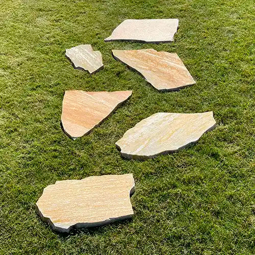 Beispiel Verlegung von Quarzit Auralis Trittplatten in der "Parallel versetzt" Variante